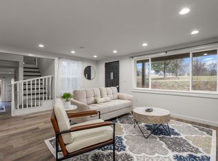 526 Peach Valley Rd, Gallatin, TN 37066