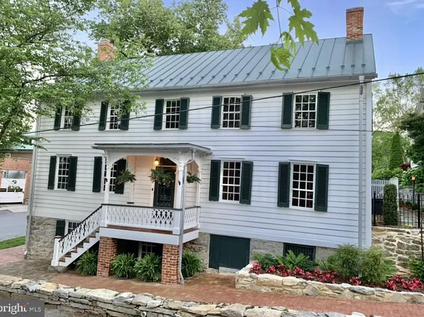 100 W New St, Shepherdstown, WV 25443