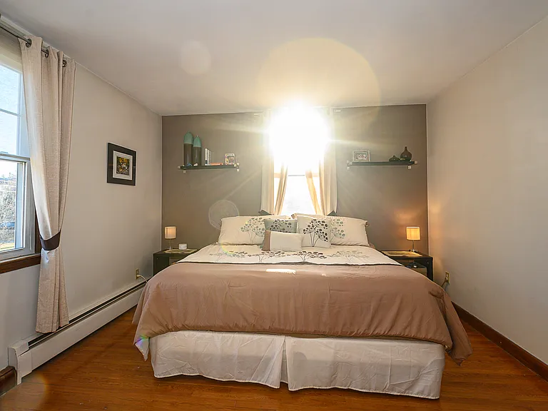 508 Pleasant St — Photo 14