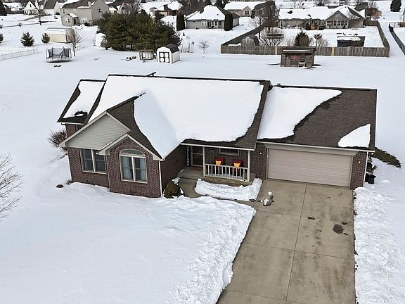 3rd image of 2374 E Water Wheel Dr