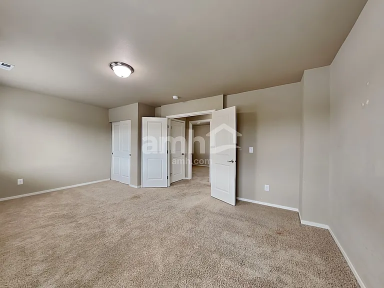 715 204th St E — Photo 10