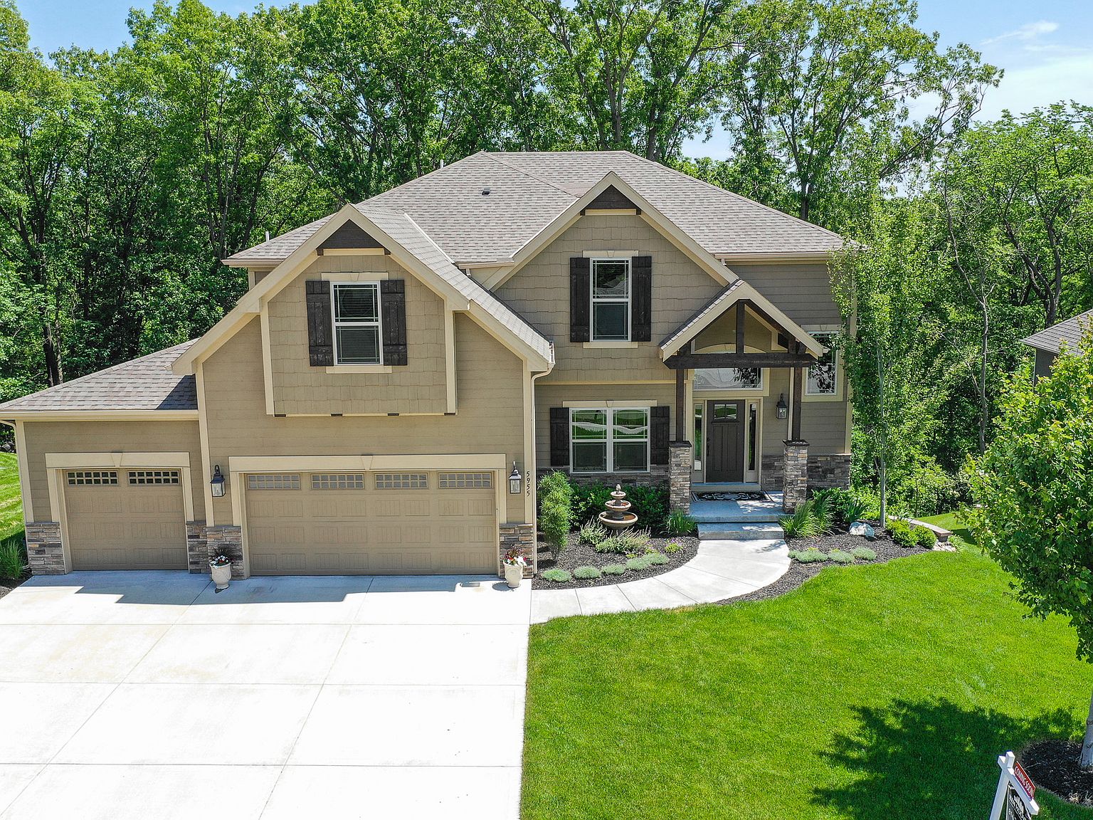 5955 Thousand Oaks Dr, Parkville, MO 64152 Zillow