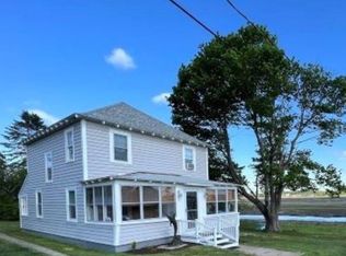 7 Williams St, Hampton, NH 03842