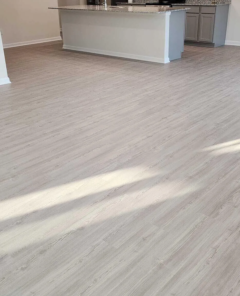 4 bed, 2.5 bath, 3020 sqft, $2,850 — Photo 3