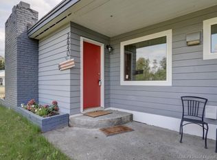 2640 De Armoun Rd, Anchorage, AK 99516