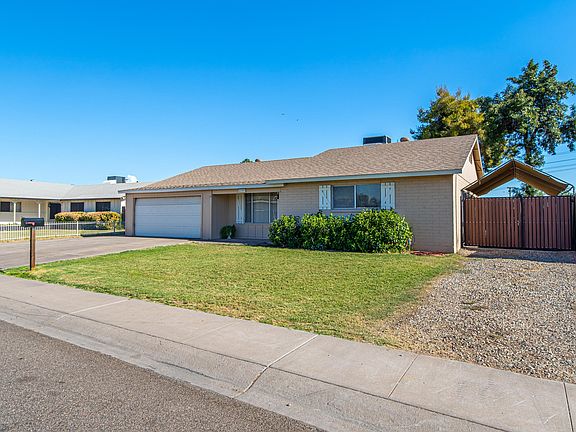 2nd image of 4709 W Lupine Ave