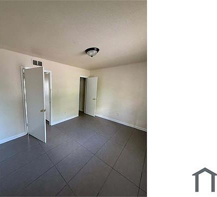 3rd image of 3710 Outland Rd #4