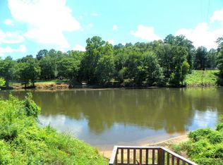 8422 Sandston Rd, Camilla, GA 31730