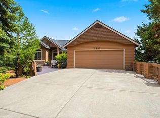 1287 NW City Heights Dr, Bend, OR 97703
