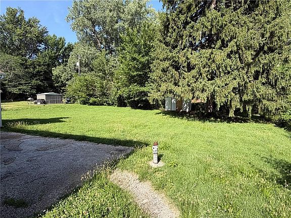 3rd image of 5332 Northern Ave