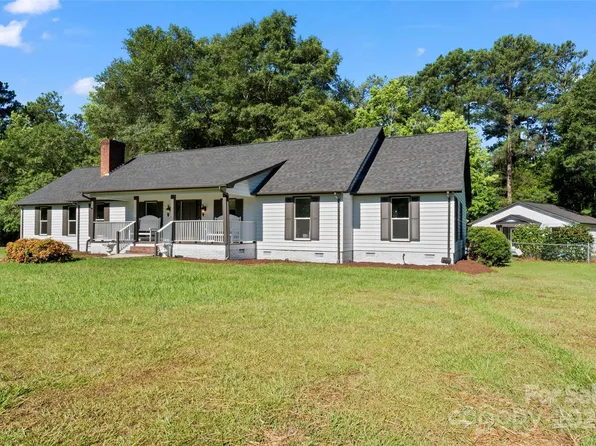 3074 Cane Mill Rd, Lancaster, SC 29720