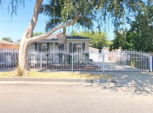 10017 Virginia Ave, South Gate, CA 90280