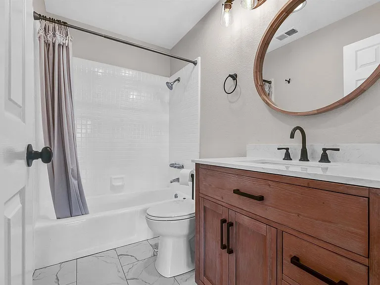 203 N Lucia Ave #3 — Photo 5