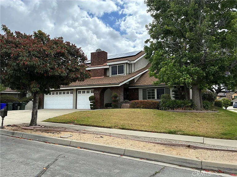 1716 Orangewood Ave — Photo 1