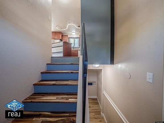 2nd image of 1811 Shumway Ave