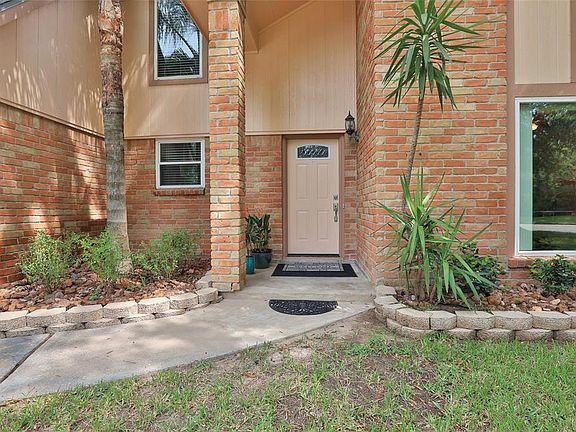 2nd image of 2039 Lone Rock Dr