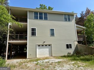 27 Classic Dr, Hartwell, GA 30643