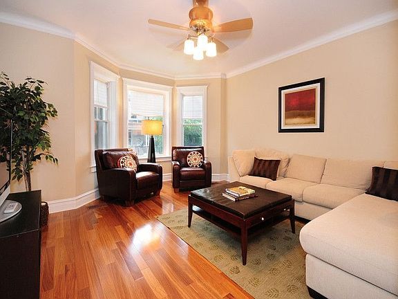 2nd image of 3807 N Wilton Ave #1