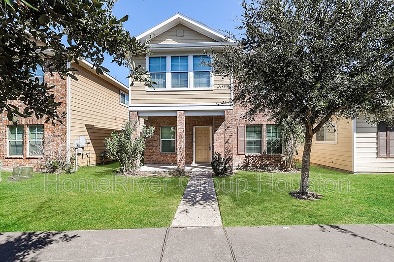1st image of 11912 Jelicoe Dr