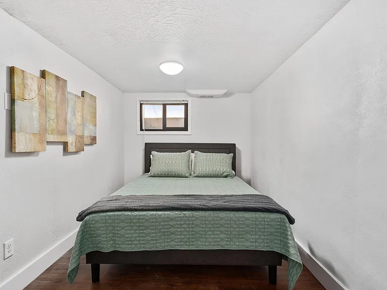 2242 S Texas St #B — Photo 8