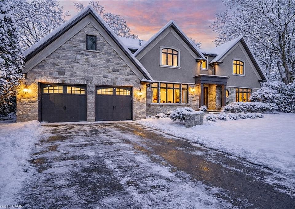 1st image of 157 Dianne Ave