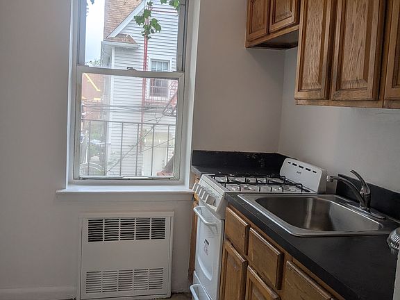 3rd image of 41-05 74th St #2B