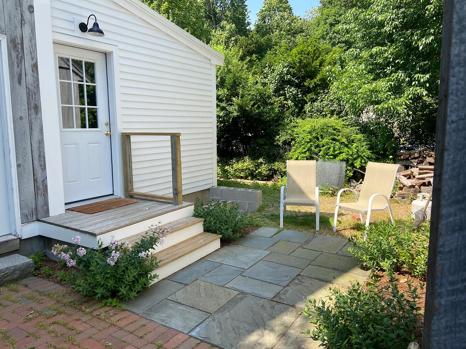 Mill Rd, Hampton — Photo 1