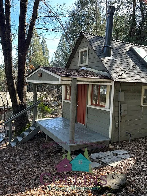 318 Nile St