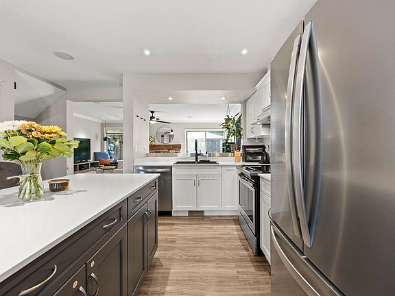4th image of 46840 Russell Rd #21