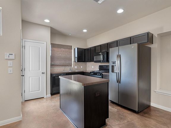 5th image of 4606 Graceful Ln