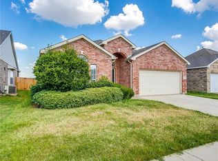 9433 Navarro St, Crowley, TX 76036