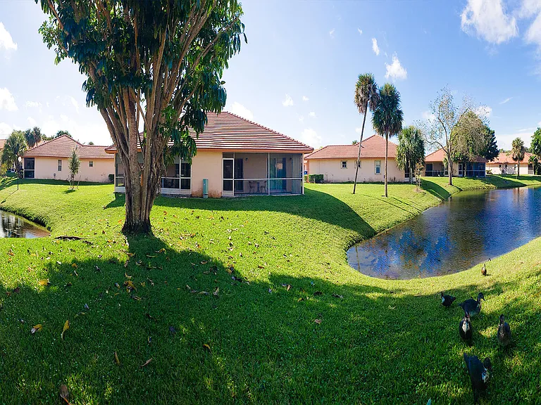 9861 Three Lakes Cir — Photo 15