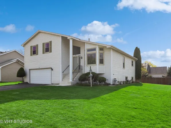 365 Blackfoot Dr, Bolingbrook, IL 60490