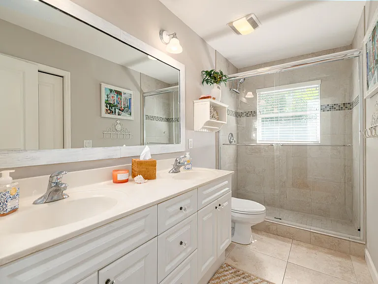 3842 SW Saint Lucie Ln — Photo 46