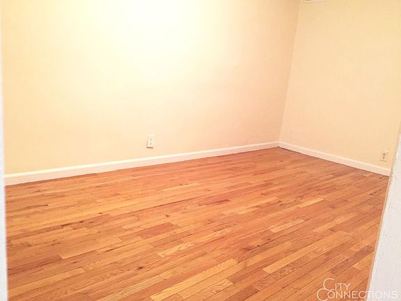 3rd image of 157 Avenue C APT 3C