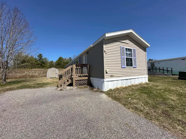 8 Katie Avenue, Lewiston, ME 04240