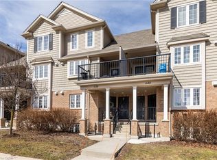 638 Woodlawn Rd E #B, Guelph, ON