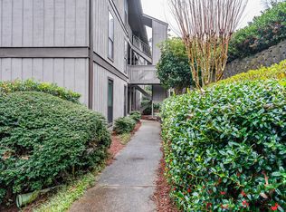 502 Embers Dr SE, Marietta, GA 30067