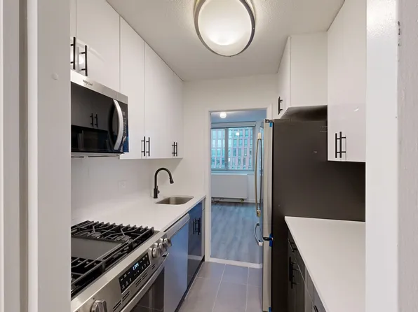 401 East 34th Street image 1 of 9