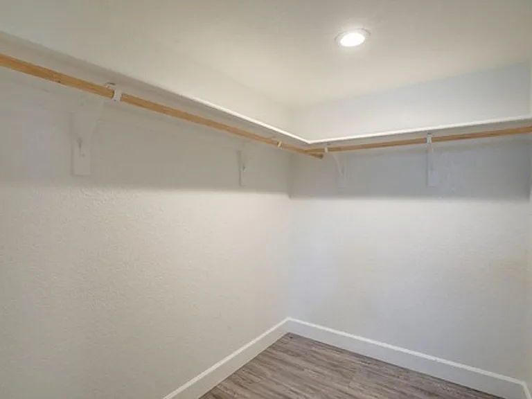 603 S Bellview — Photo 9