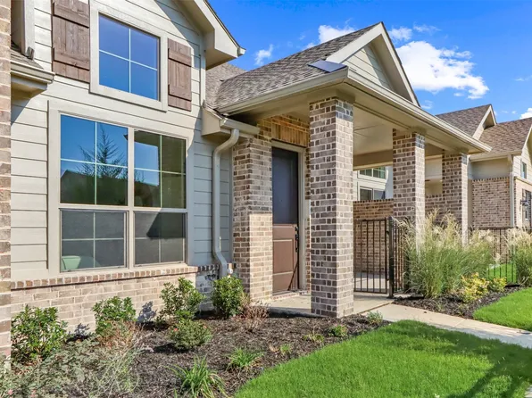 2615 Saint Helena Ln, Grand Prairie, TX 75054