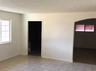 20724 Bibee Dr, Richgrove, CA 93261