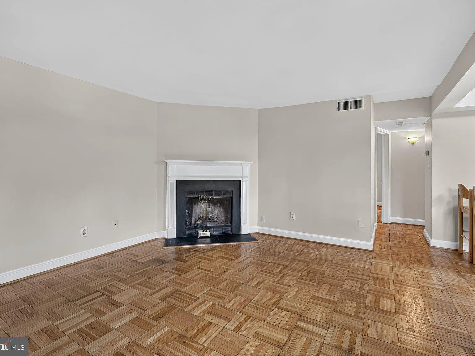 2 bed, 1.0 bath, 679 sqft, $2,500 — Photo 4