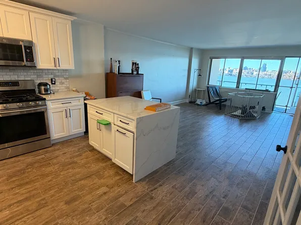 1203 River Road image 5 of 25