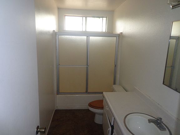 5th image of 259 Glenmont Ct