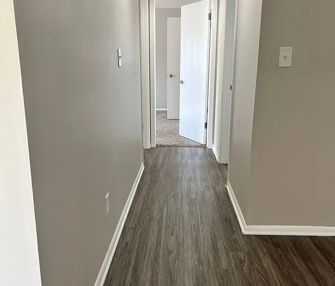 1081 Scarborough Ct #F5 — Photo 6