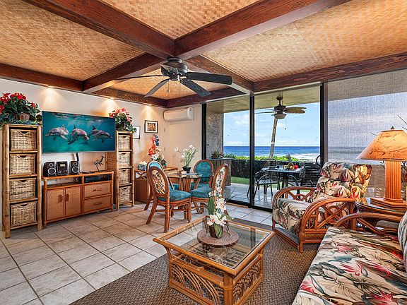 4th image of 75-5888 Alii Dr APT A6