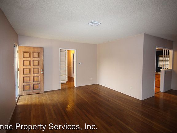 4th image of 16709 E Queenside Dr