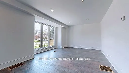 4 bed, $3,600 — Photo 4