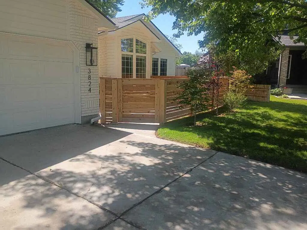 3 bed, 2138 sqft, $2,500 — Photo 2